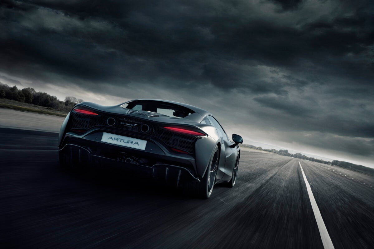 McLaren Artura: Performance Personified McLaren Artura: Performance Personified